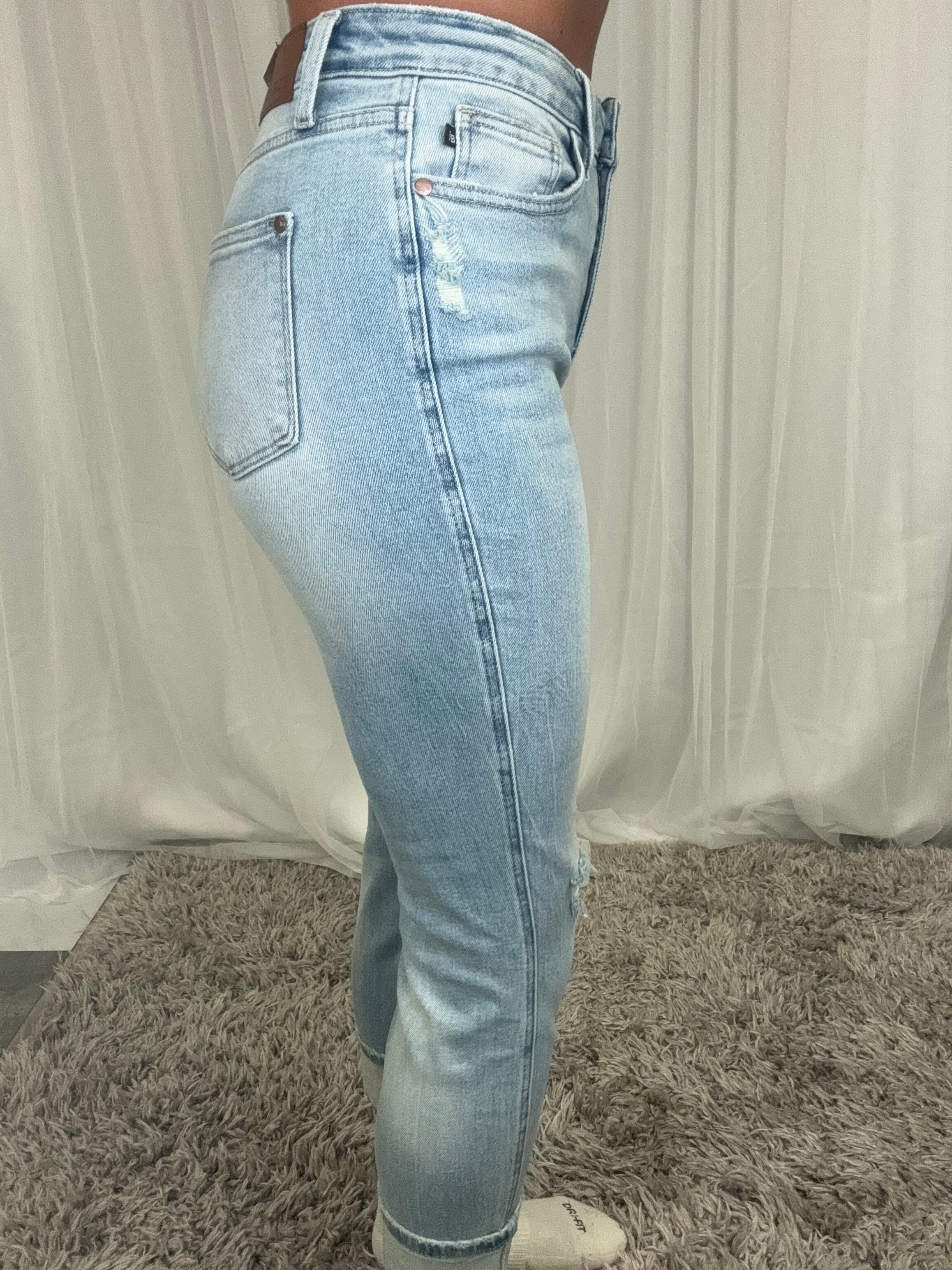 Judy Blue Mid Rise Americana Flag Boyfriend Jean
