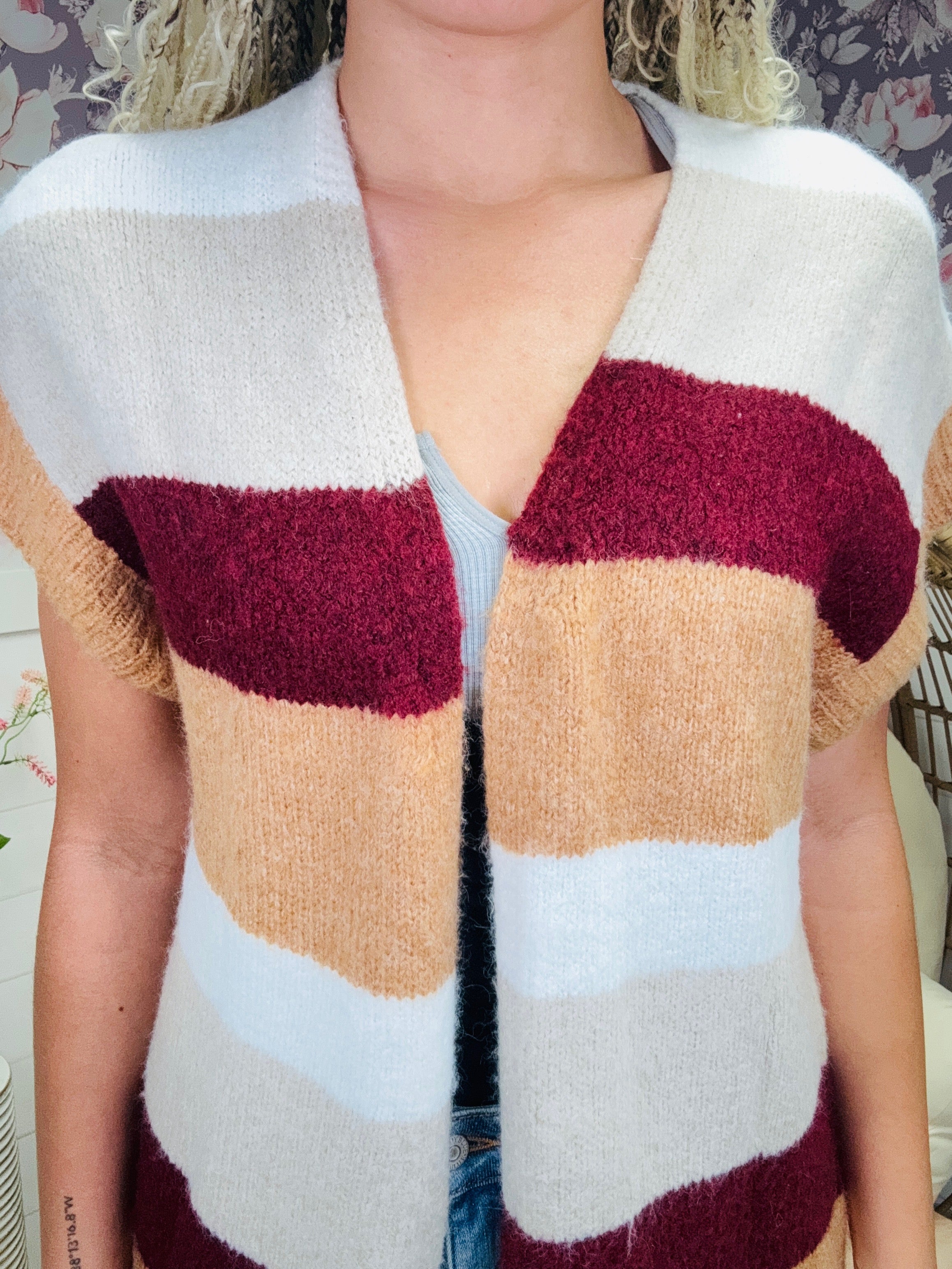 Cozy Co. Color Block Sleeveless Knit Cardigan