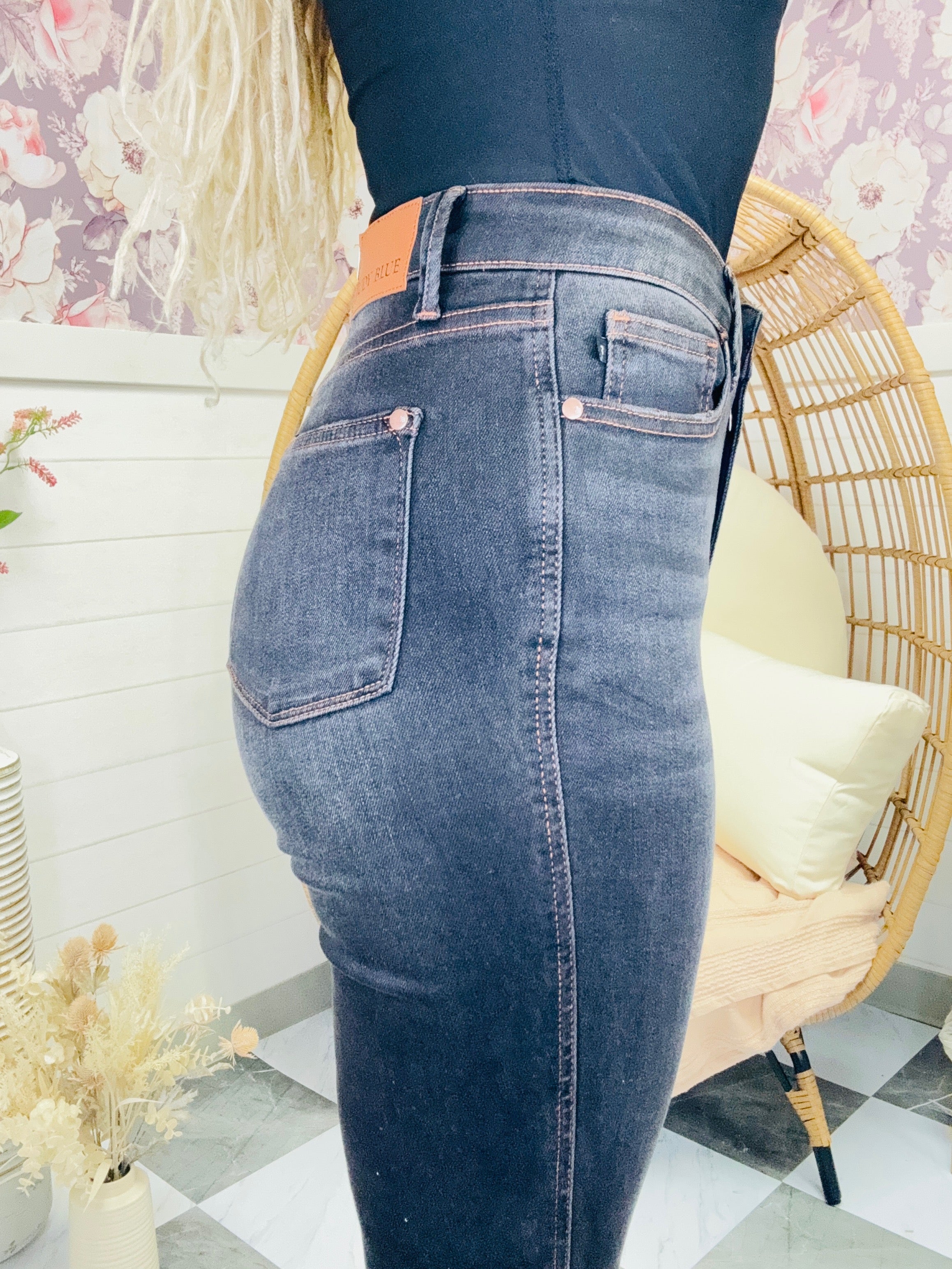 Judy Blue HW Tummy Control Black Contrast Skinny Denim