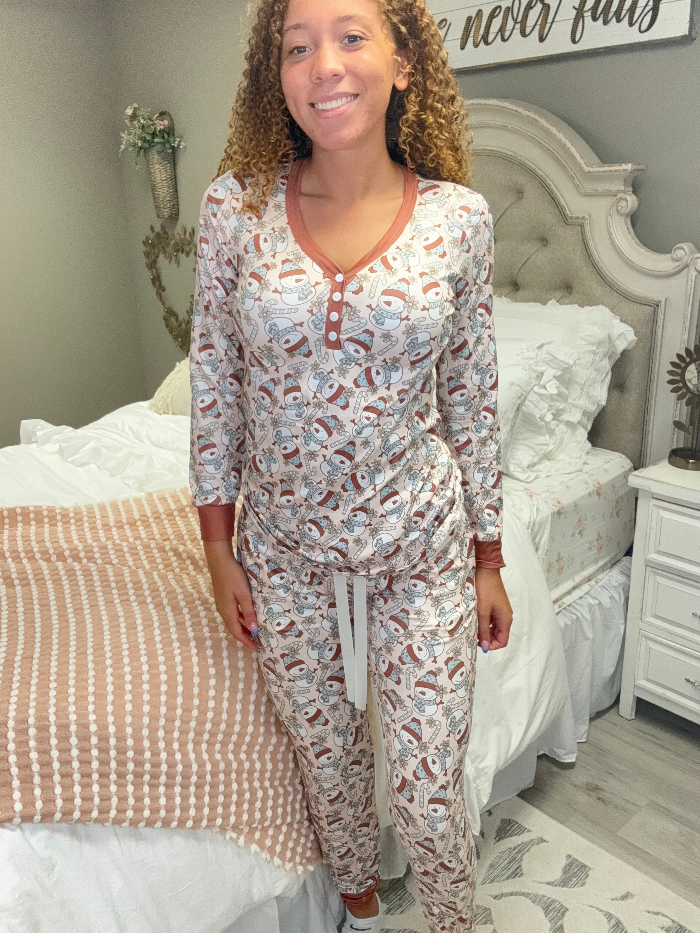 Shirley & Stone Snowmen Pajamas